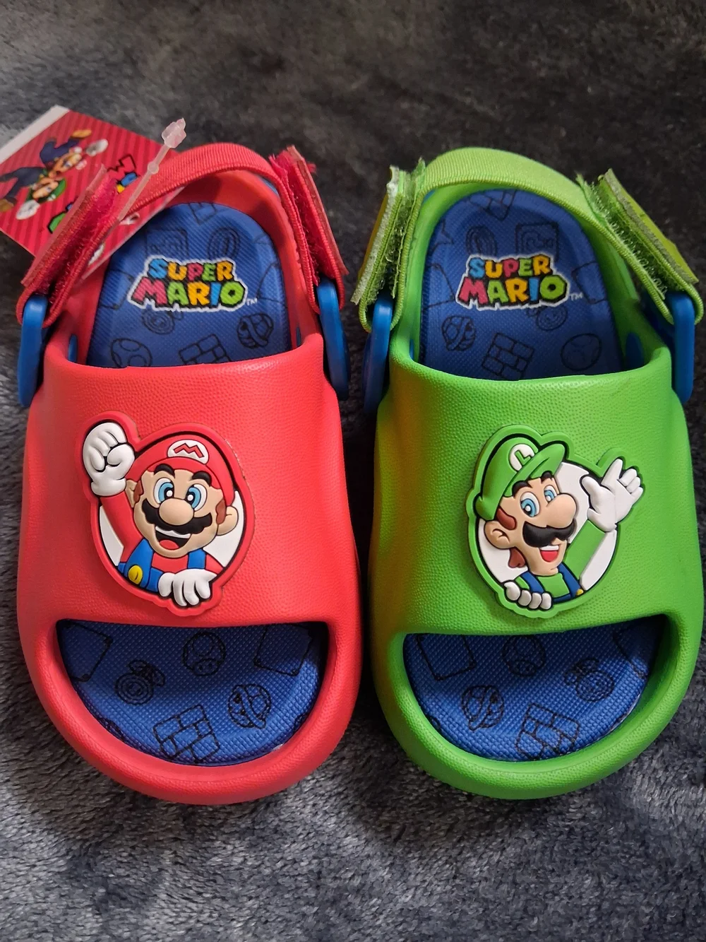 NWT Ground Up Super Mario Mario Luigi Slide Sandals Red/Green Kids Size:5/6